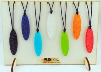 Pendant Stand Set - Whale tail
