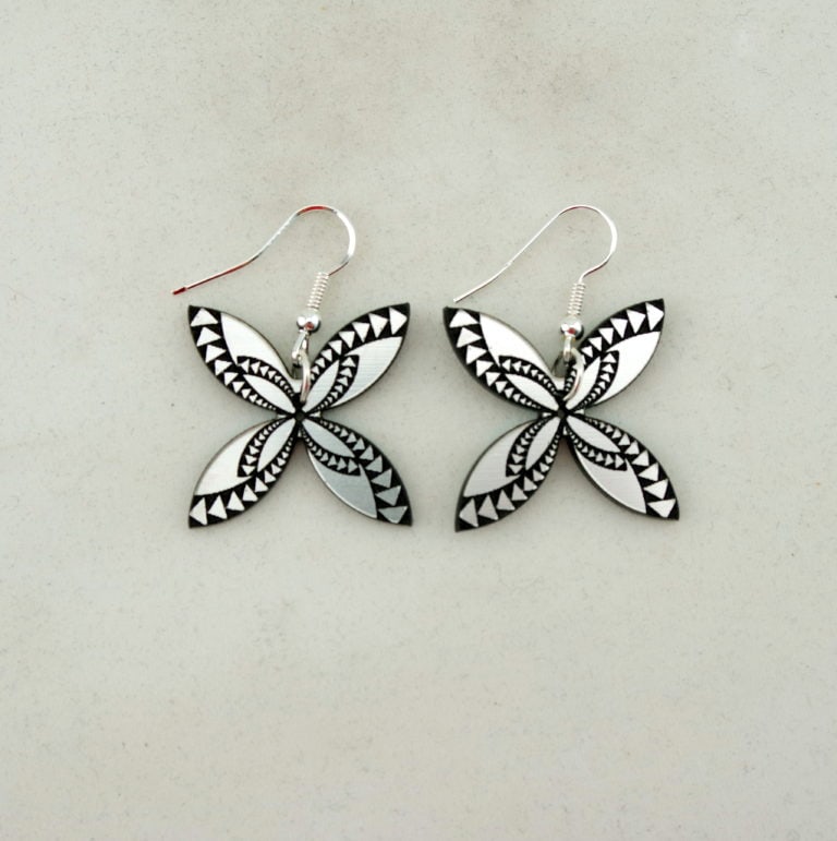 Frangipani Swirl Points