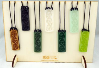 Kowhaiwhai Laced Bar Pendant Stand