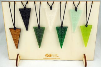 Kowhaiwhai Triangle Pendant Stand