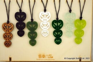 Kowhaiwhai Connected Pendant Stand