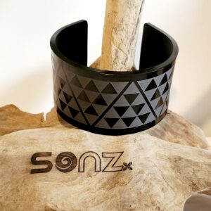 Taaniko Cuff