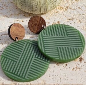 Signature Range - Mana Round Wood Studs